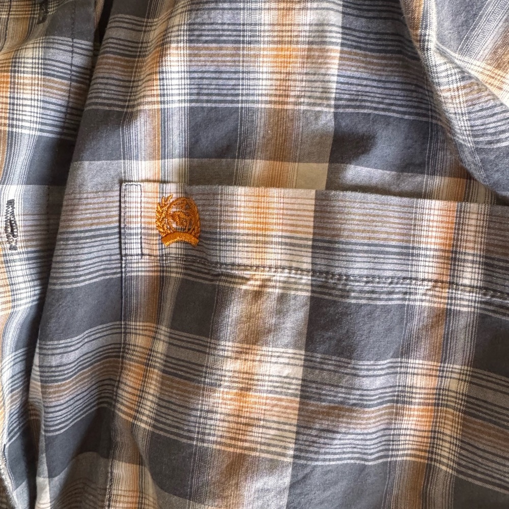 Men’s Cinch button down - Picture 3 of 3